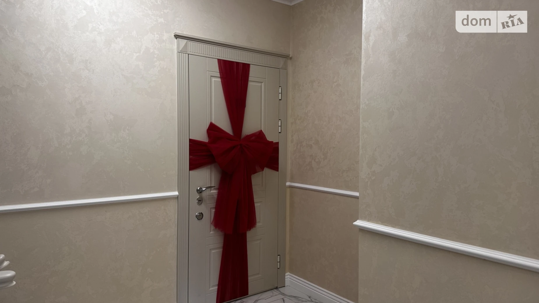 Продается 2-комнатная квартира 103.36 кв. м в Одессе, Фонтанская дор. - фото 2