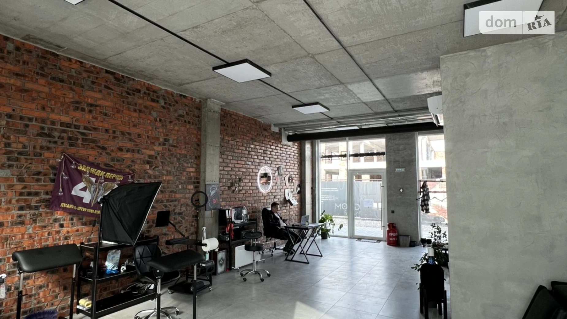 Здається в оренду офіс 64.1 кв. м в бізнес-центрі, цена: 23717 грн - фото 3