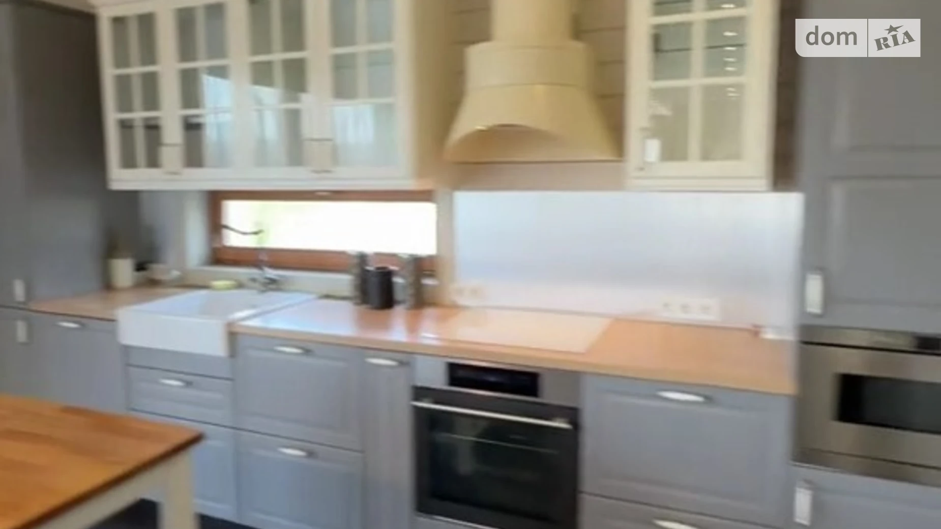 Продается одноэтажный дом 240 кв. м с мебелью, цена: 350000 € - фото 3