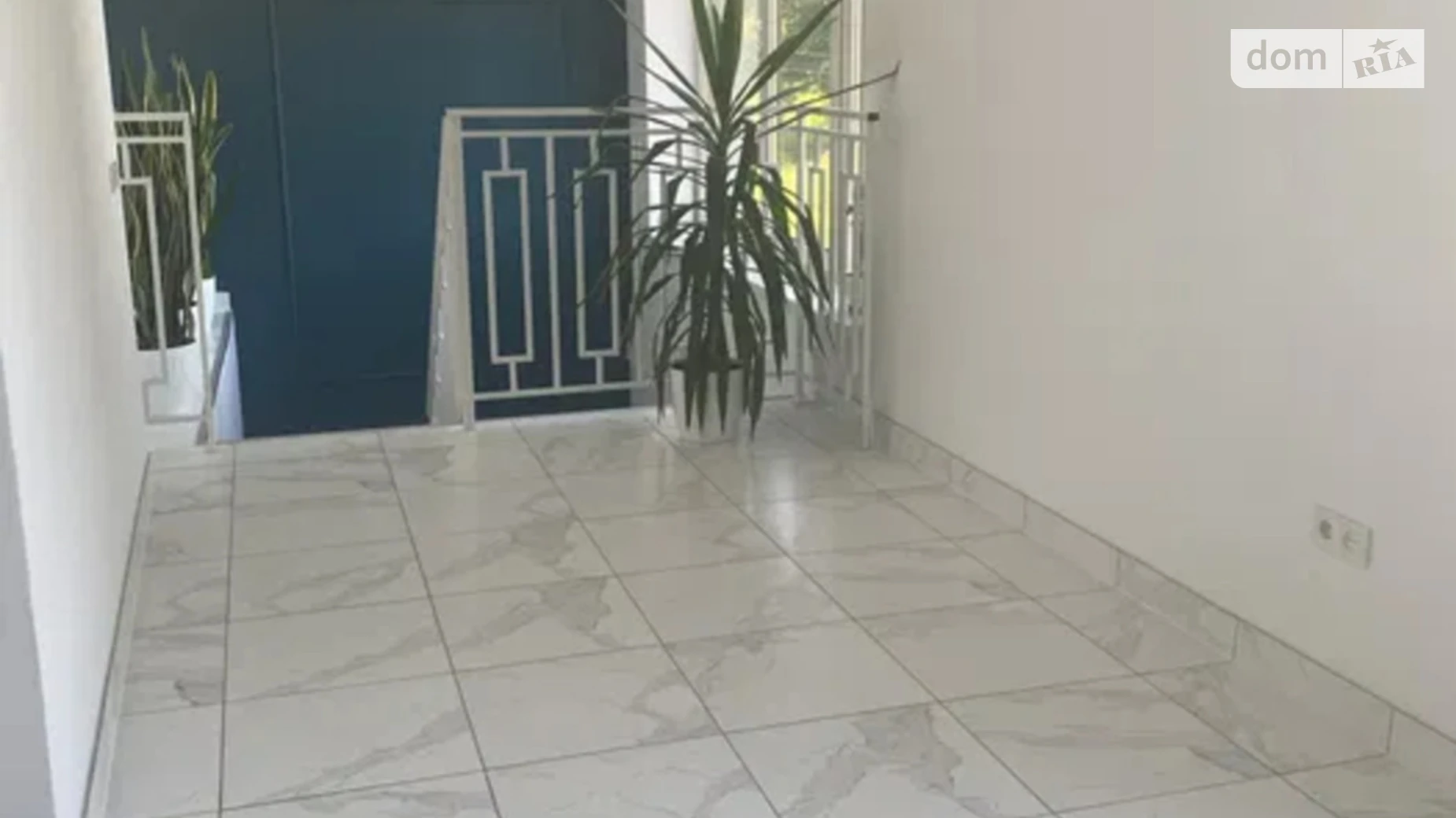 Продается дом на 2 этажа 240 кв. м с участком, цена: 249000 $ - фото 2