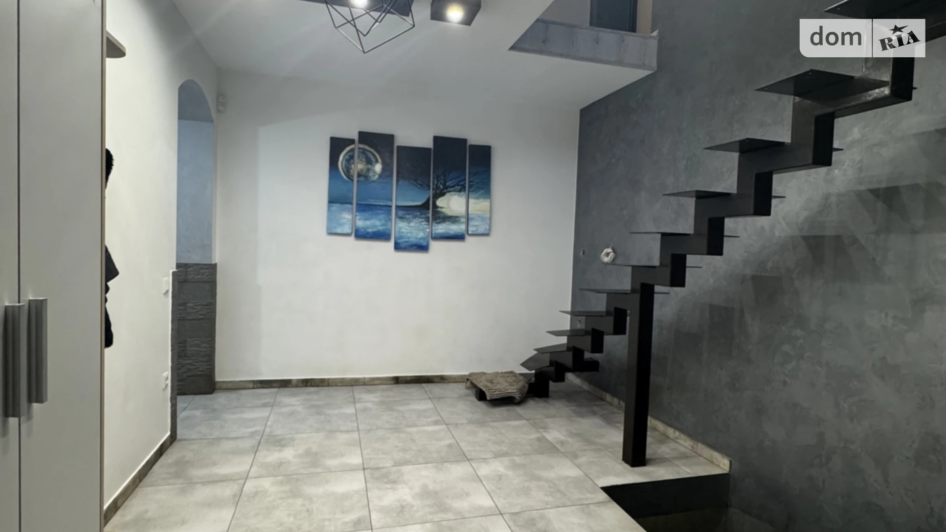 Продается дом на 2 этажа 223.14 кв. м с мебелью, цена: 145000 $ - фото 2