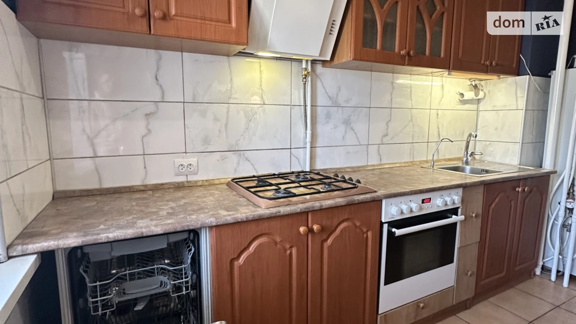 Продается 3-комнатная квартира 66 кв. м в Ровно, ул. Грушевского Академика - фото 3