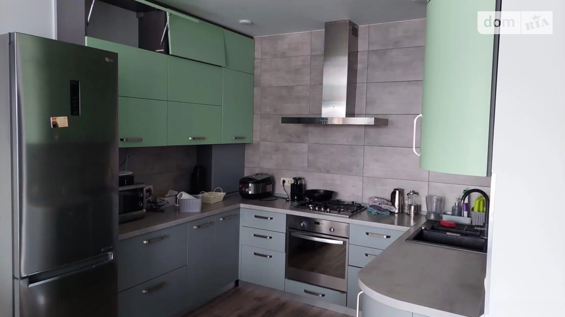 Продается дом на 3 этажа 117.7 кв. м с мебелью, цена: 85000 $ - фото 2