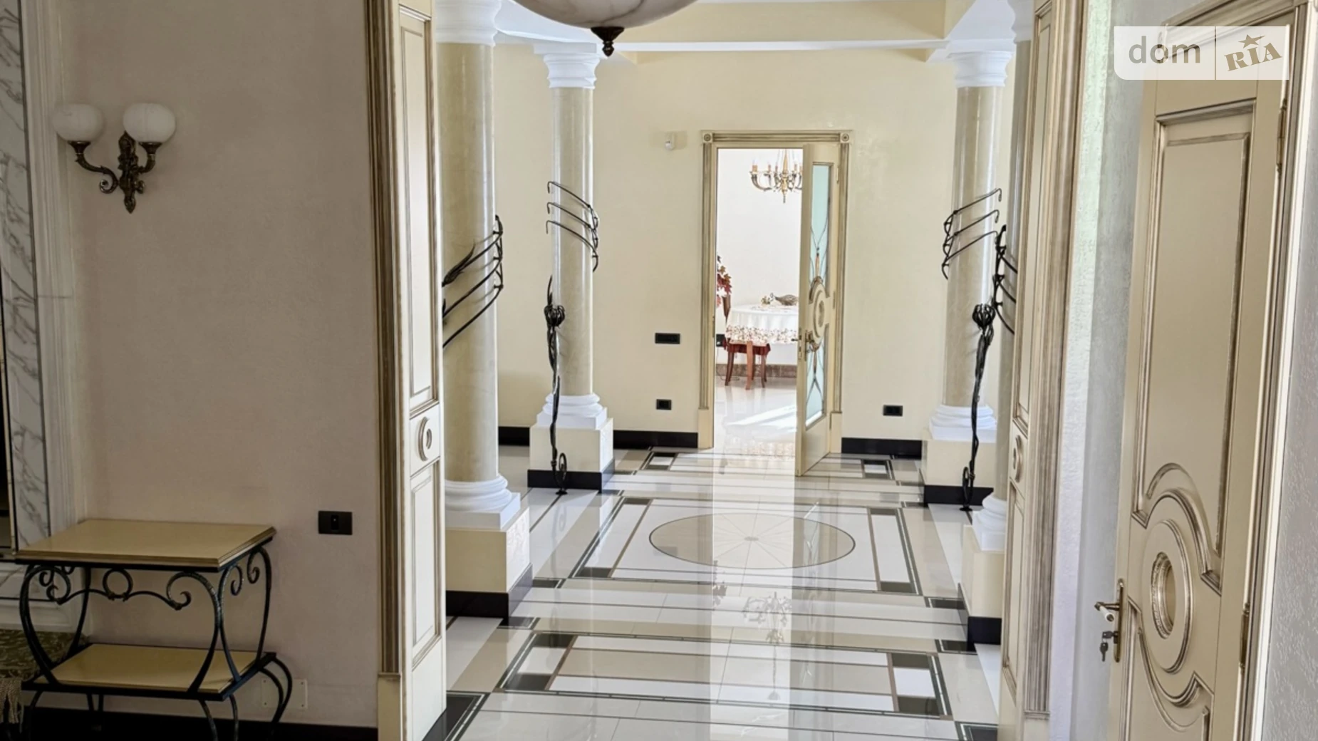 Продается дом на 2 этажа 426.3 кв. м с верандой, цена: 950000 $ - фото 5