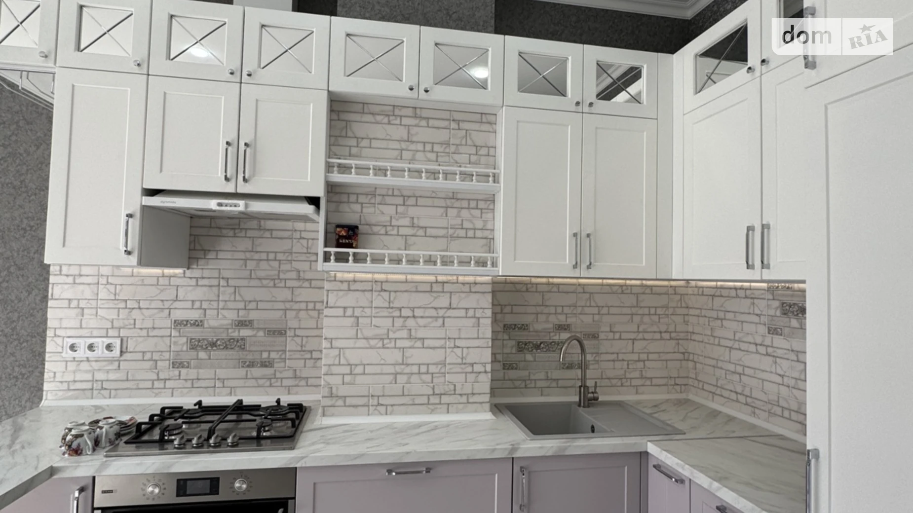 Продается 1-комнатная квартира 45 кв. м в Одессе, ул. Дача Ковалевского - фото 2