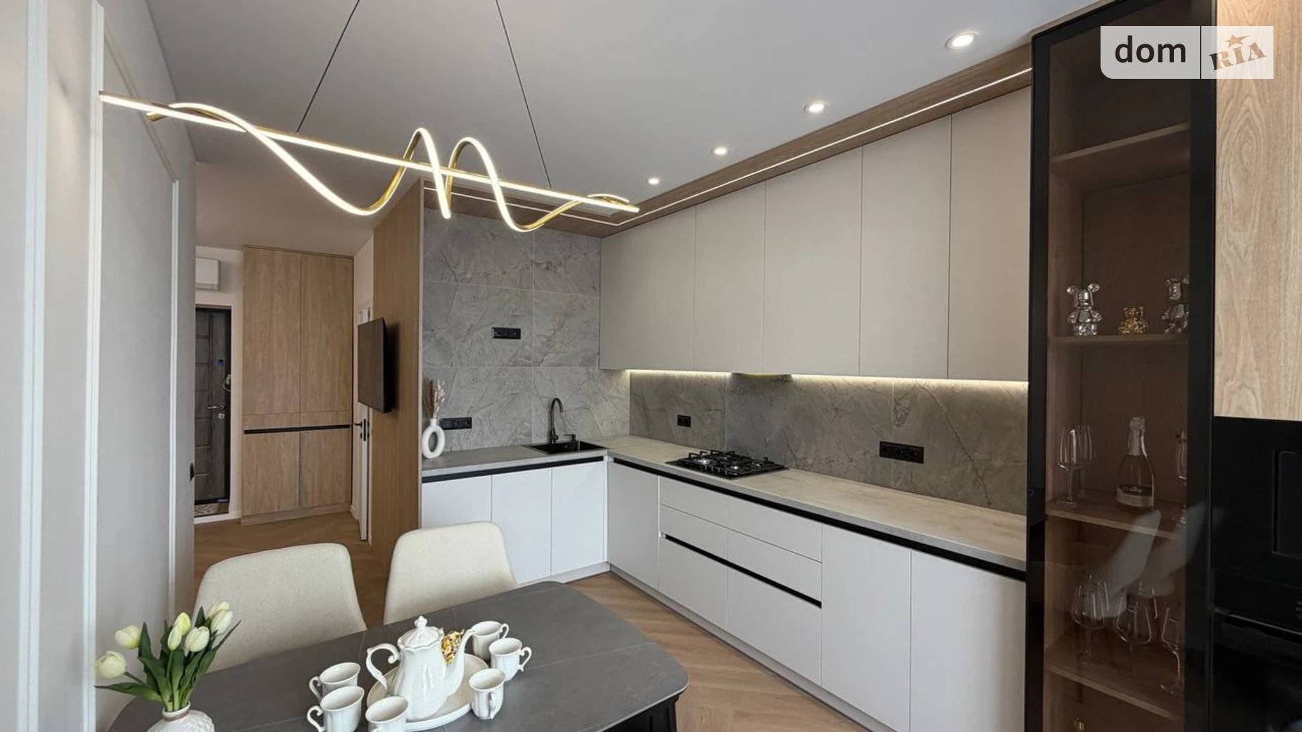 Сдается в аренду 1-комнатная квартира 45.5 кв. м в Ивано-Франковске, ул. Высочана Семена, 18 корпус 17 - фото 2