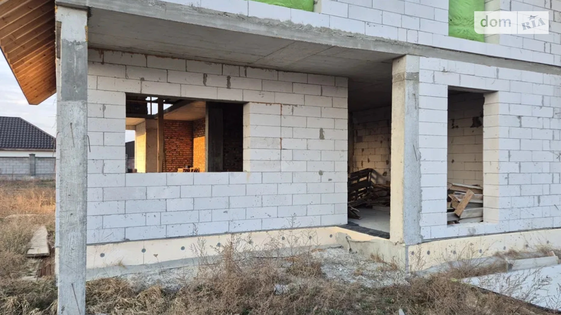 Продается дом на 2 этажа 150 кв. м с бассейном, цена: 70000 $ - фото 4