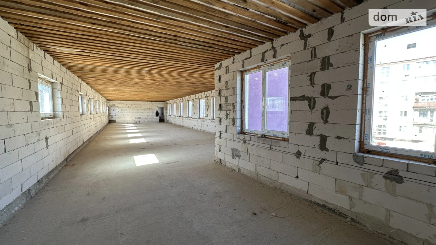 Продається офіс 568 кв. м в бізнес-центрі, цена: 200000 $ - фото 3