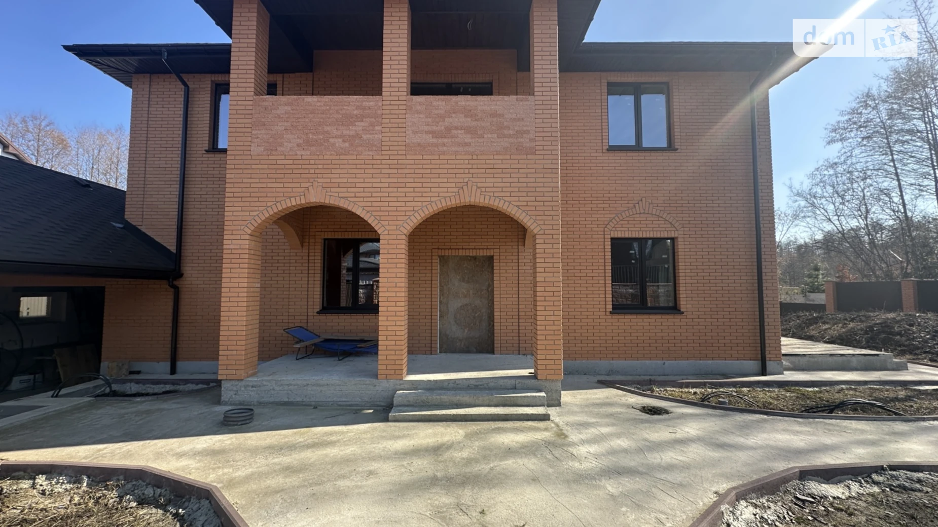 Продается дом на 2 этажа 221.5 кв. м с баней/сауной, цена: 220000 $ - фото 2