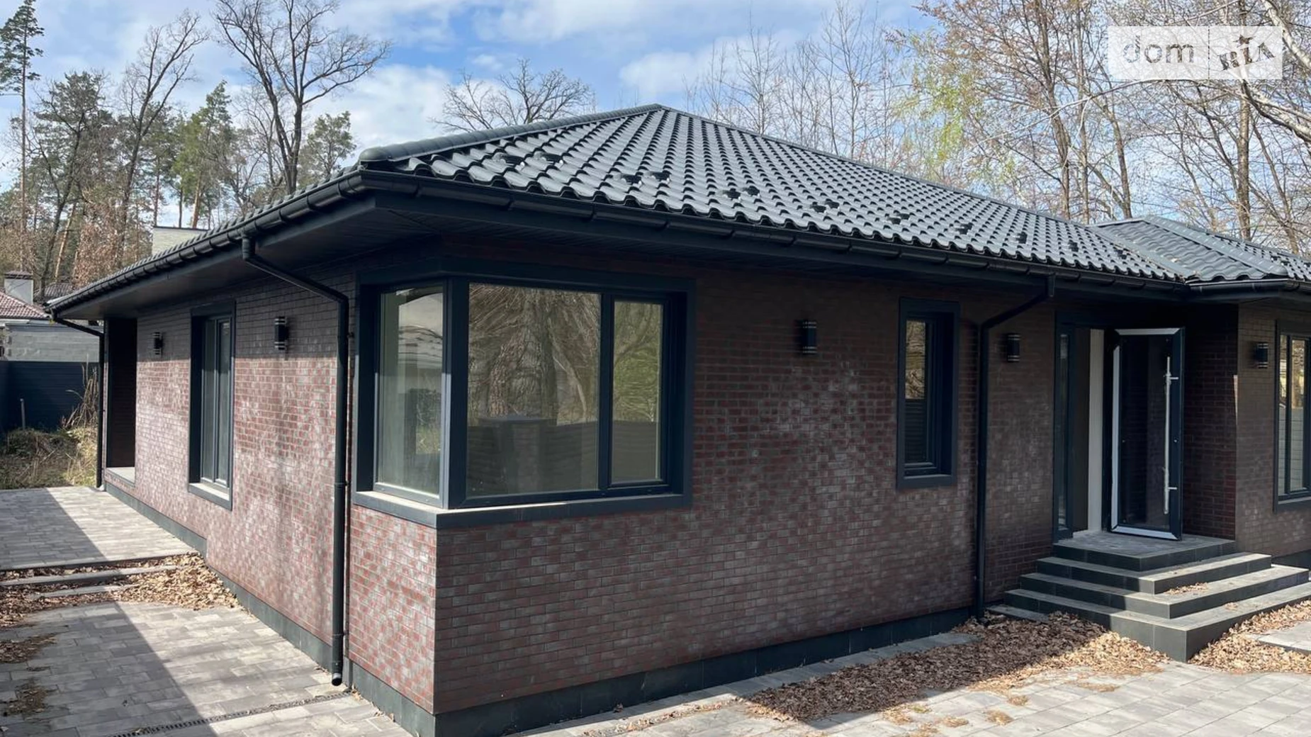 Продается одноэтажный дом 184 кв. м с верандой, цена: 180000 $ - фото 2