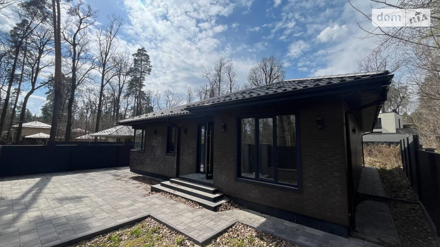 Продается одноэтажный дом 184 кв. м с верандой, цена: 180000 $ - фото 3