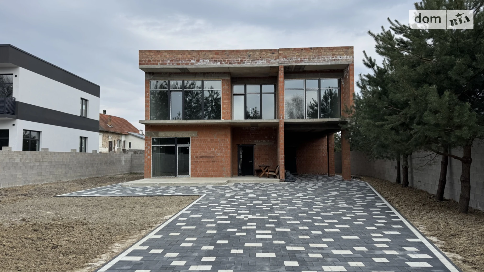 Продается дом на 2 этажа 193 кв. м с мебелью, цена: 155000 $ - фото 2