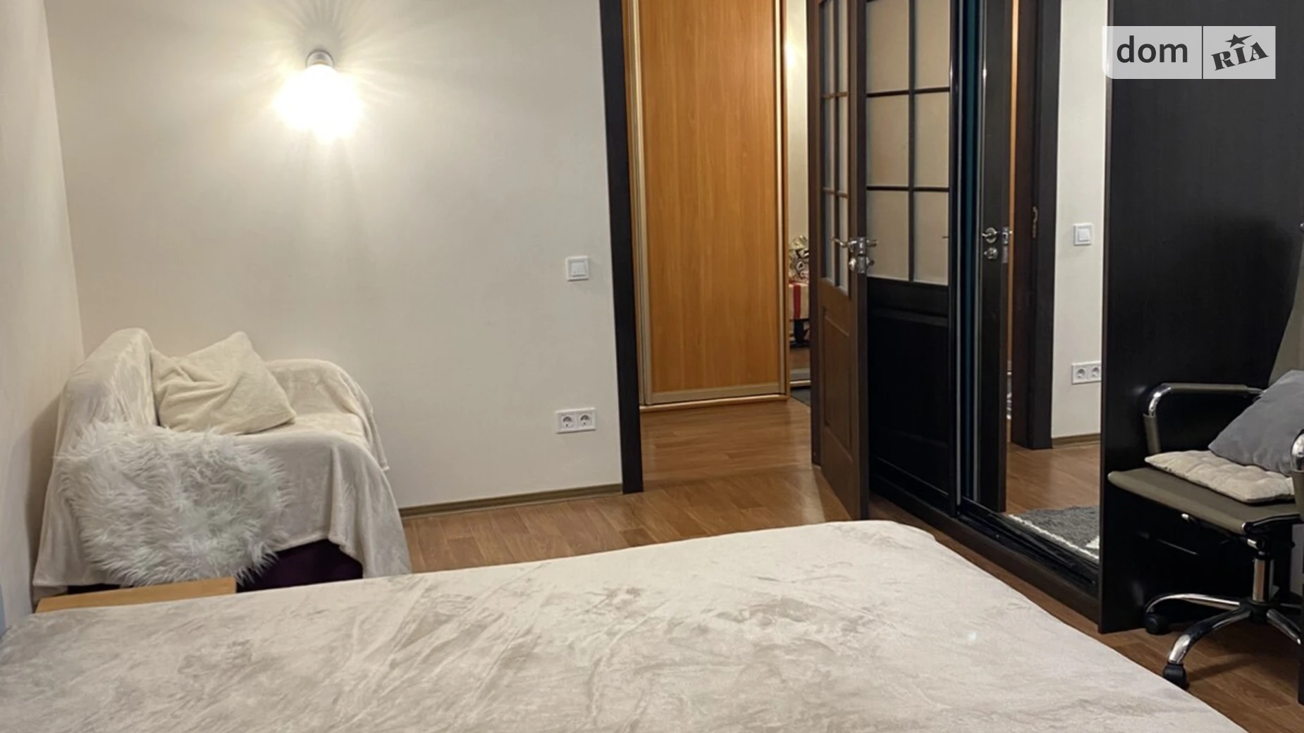 Продается 2-комнатная квартира 67 кв. м в Киеве, ул. Софии Русовой - фото 2