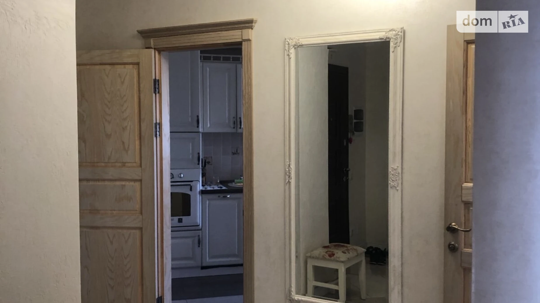 Продается 2-комнатная квартира 82.3 кв. м в, цена: 95000 $ - фото 2