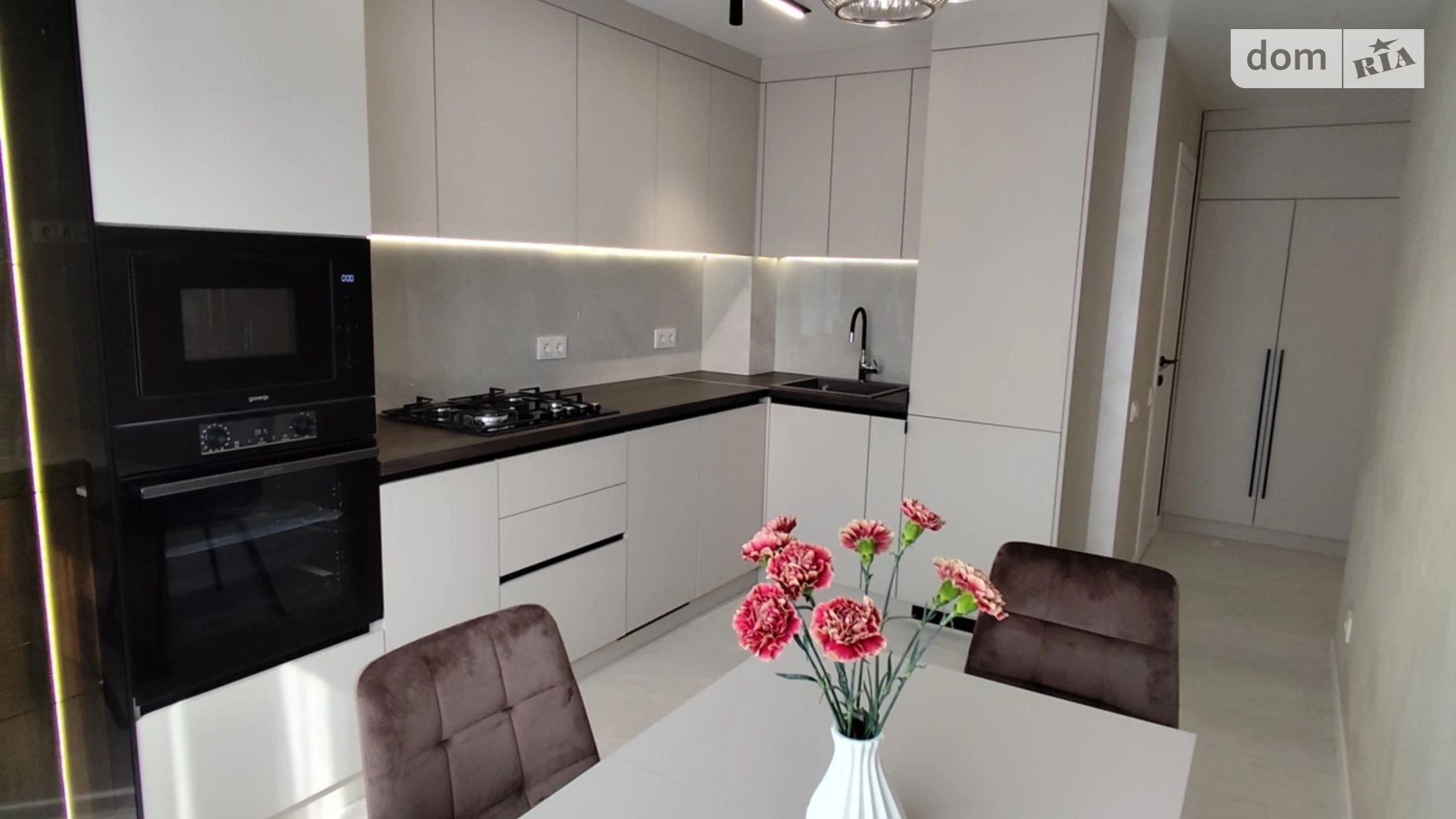 2-кімнатна квартира 62 кв. м у Тернополі, вул. Білогірська - фото 2