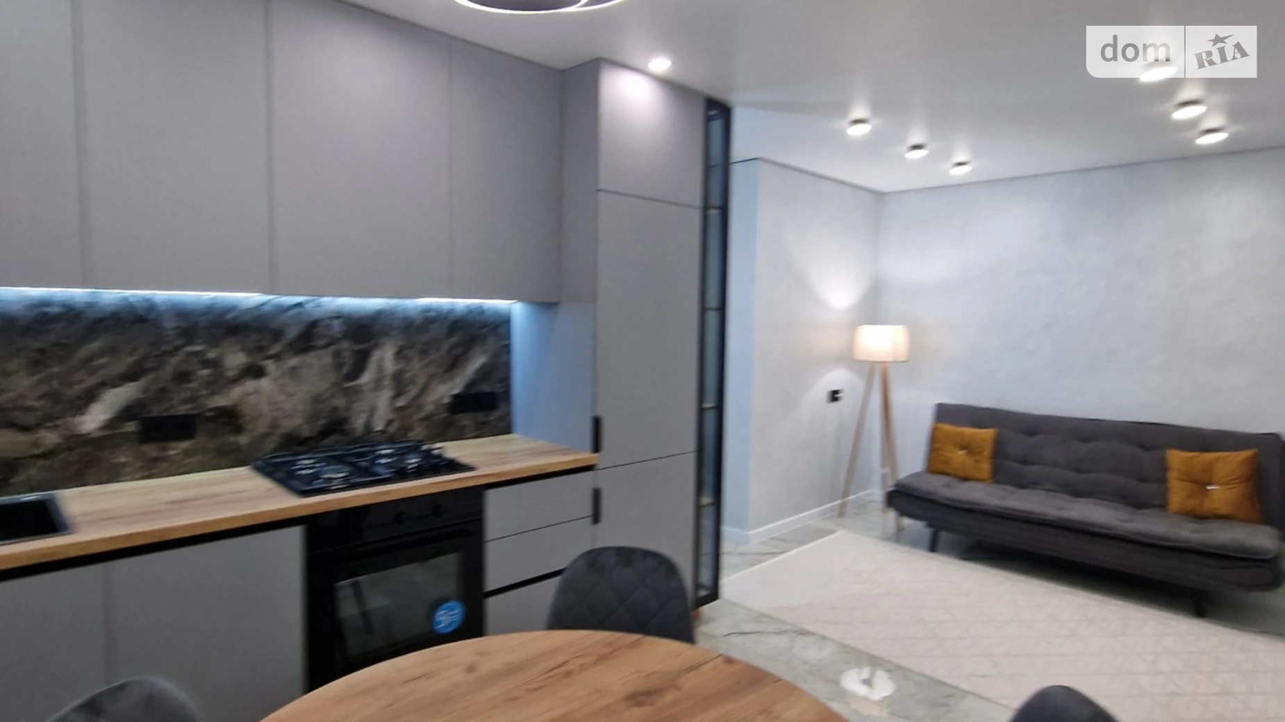 2-комнатная квартира 56 кв. м в Тернополе, цена: 400 $ - фото 2