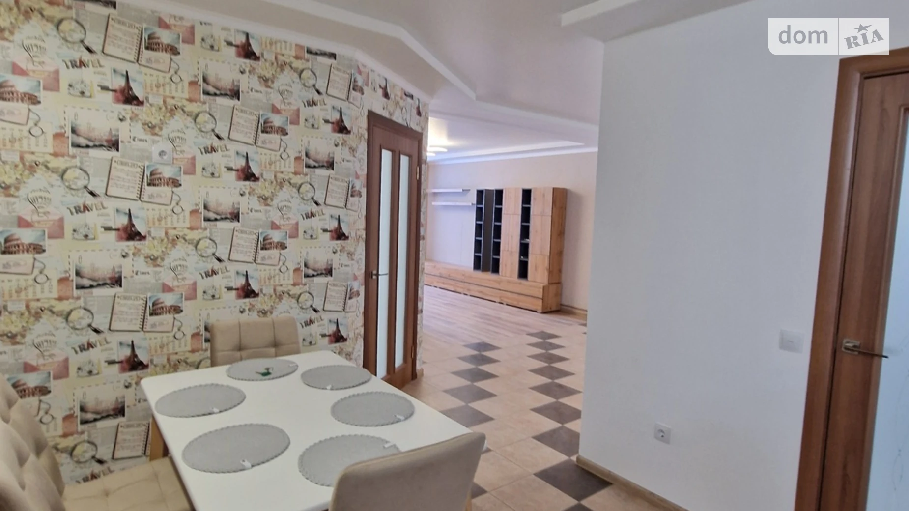 1-комнатная квартира 70 кв. м в Тернополе, ул. Киевская, 8Г - фото 4