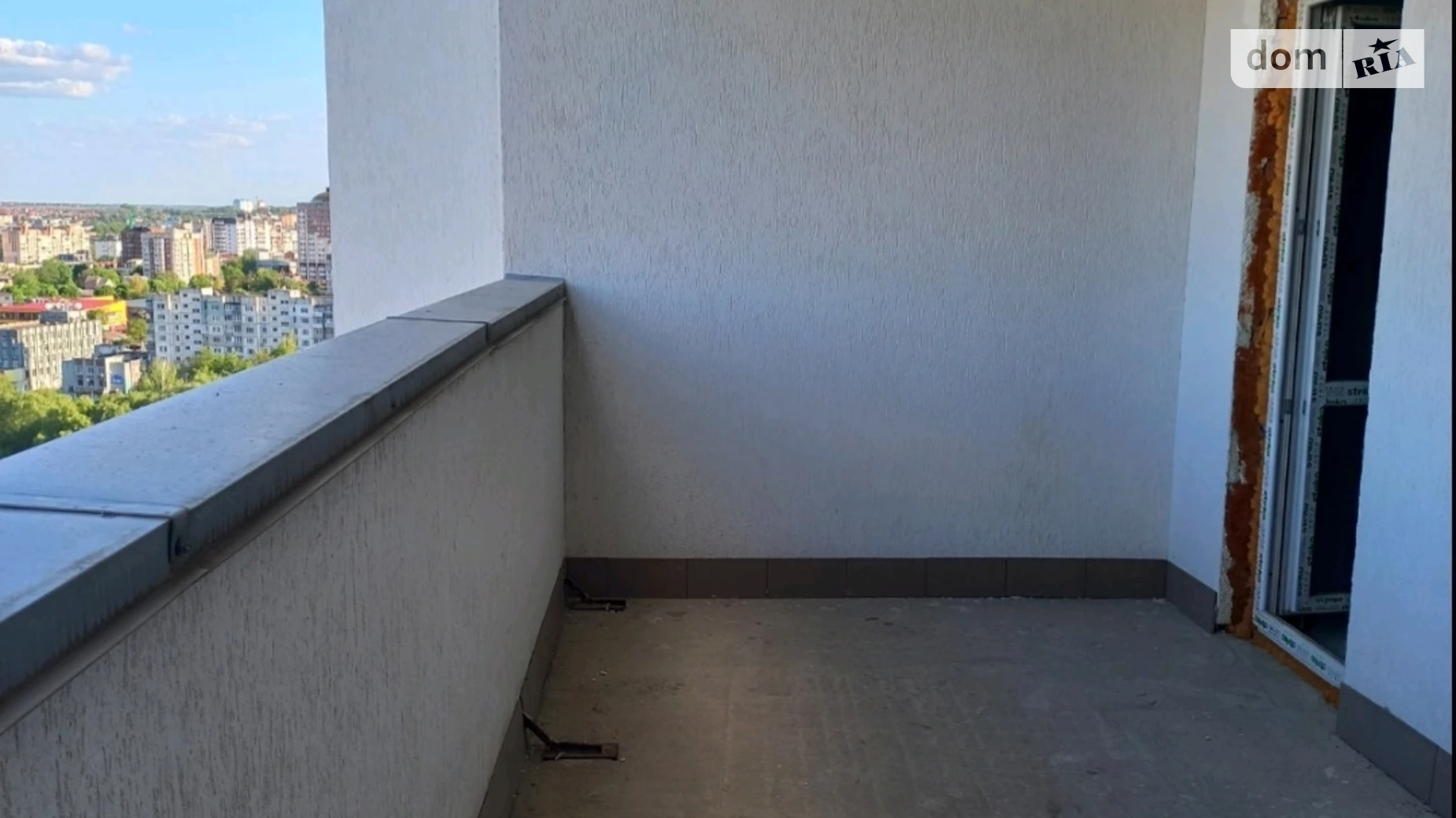 Продается 1-комнатная квартира 77.1 кв. м в Хмельницком, ул. Степана Бандеры, 2/1А - фото 2