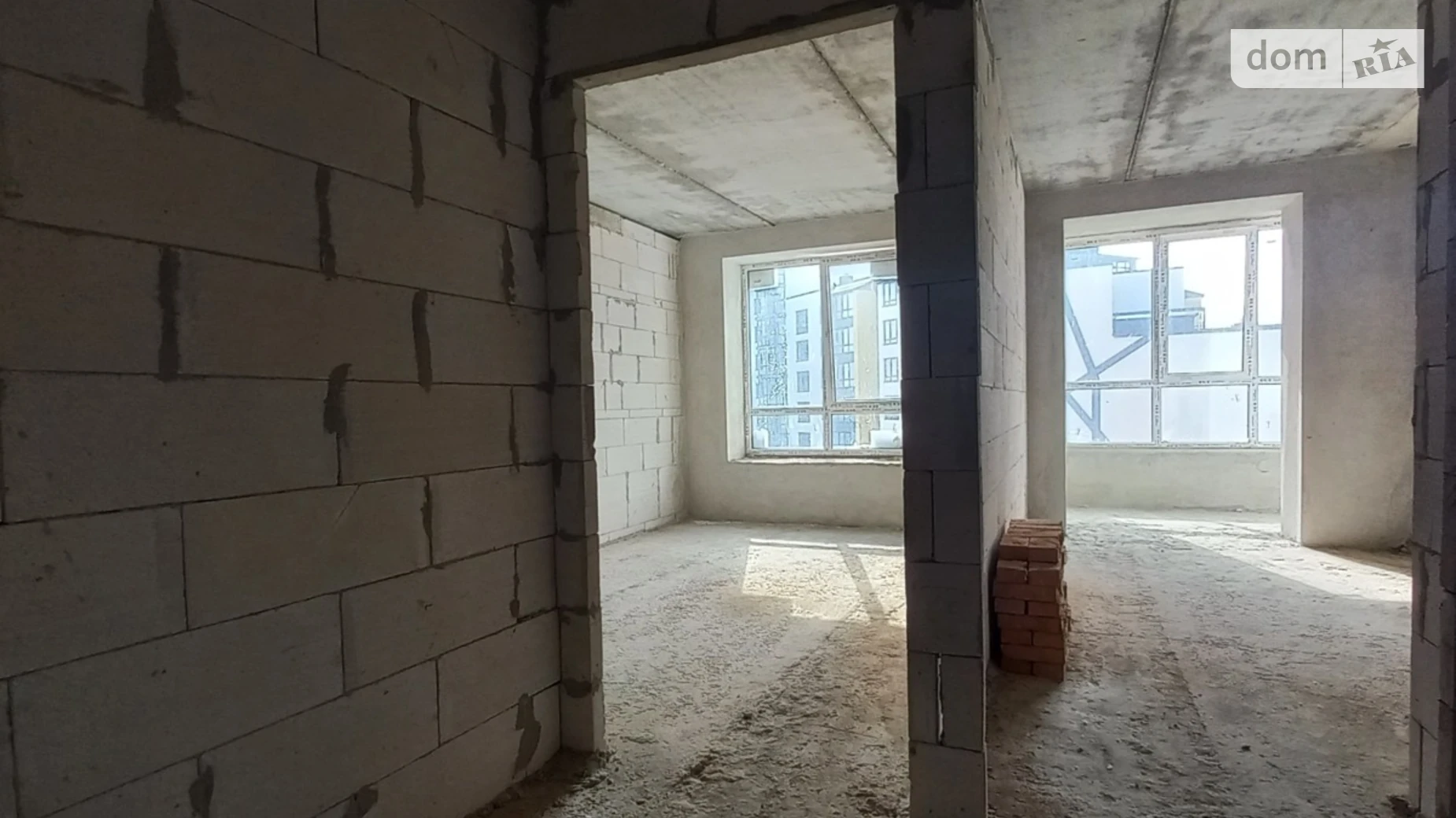 1-комнатная квартира 48.2 кв. м в Тернополе, ул. 15-го Апреля - фото 4