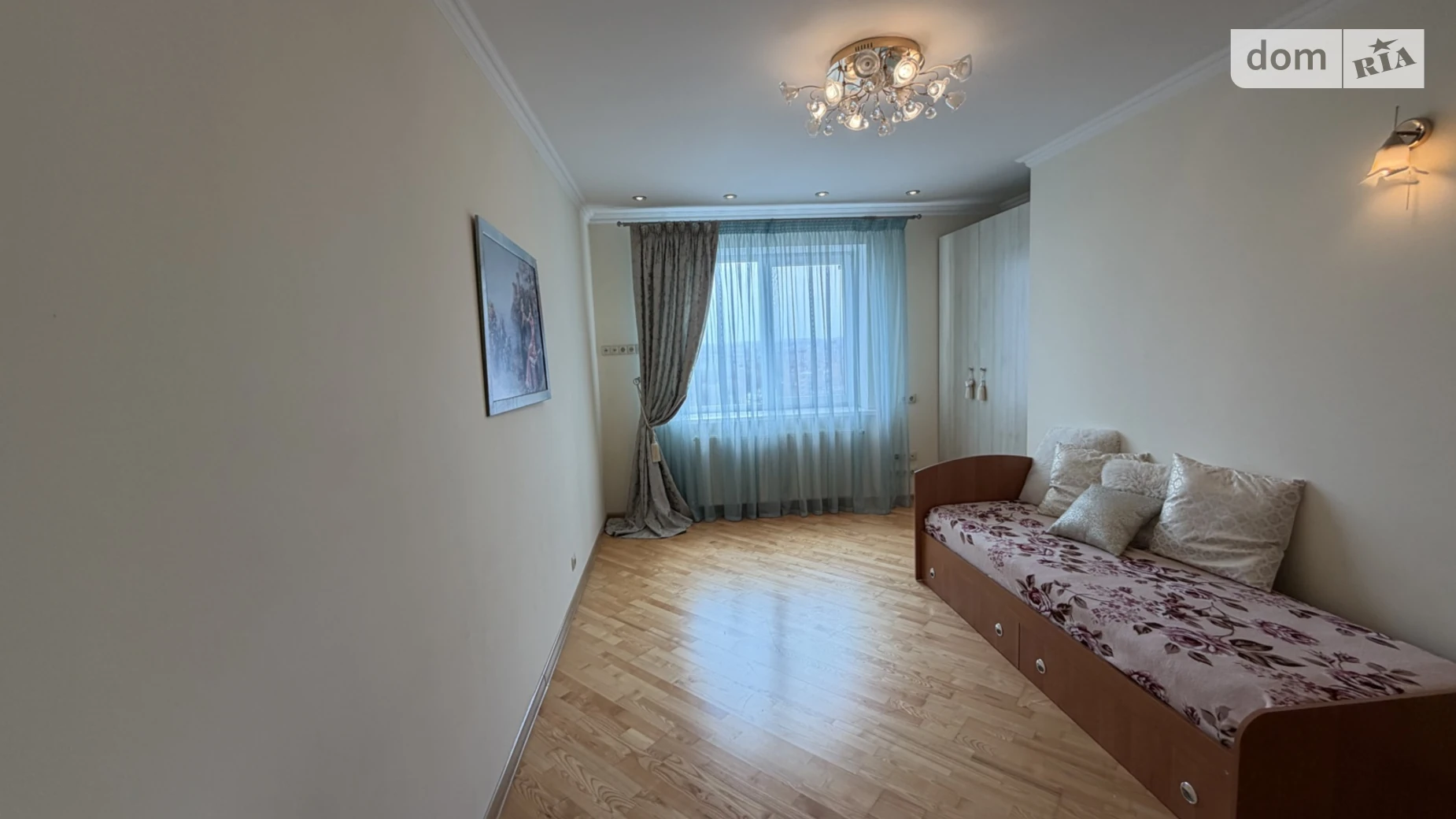 Продається 4-кімнатна квартира 178.2 кв. м у Хмельницькому, просп. Миру, 85/2А - фото 4