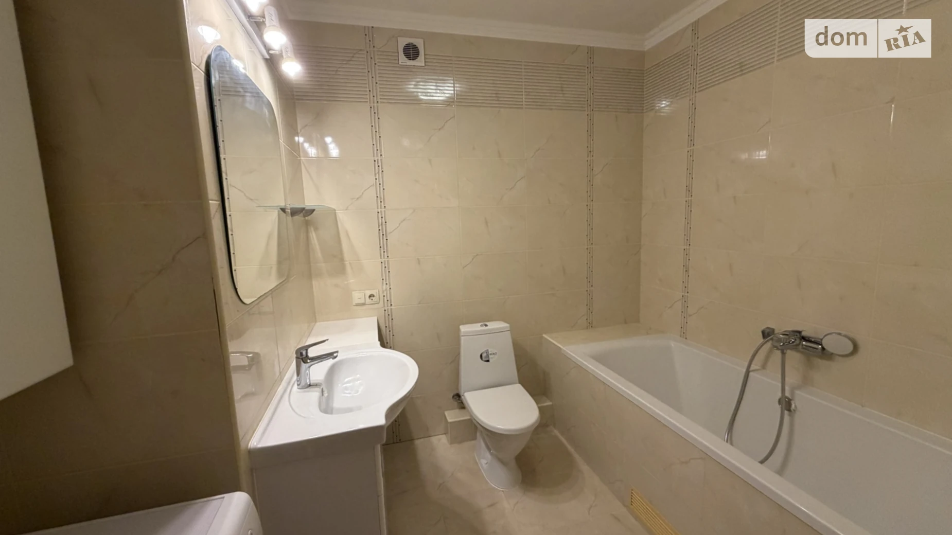 Продається 4-кімнатна квартира 178.2 кв. м у Хмельницькому, просп. Миру, 85/2А - фото 5