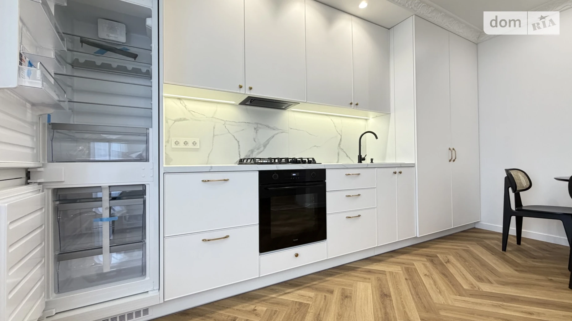 Продается 1-комнатная квартира 37 кв. м в Ровно, ул. Ленокомбинатовская - фото 3