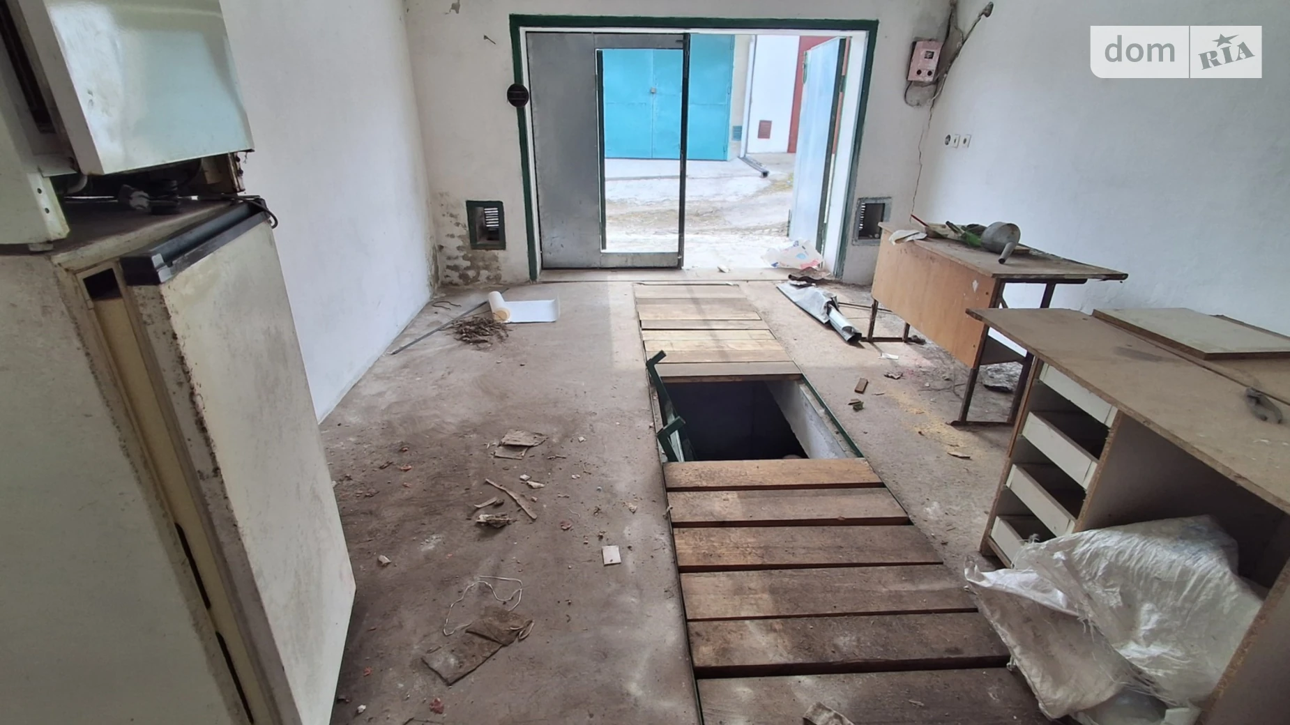 Продается отдельно стоящий гараж под легковое авто на 38 кв. м, цена: 16000 $ - фото 2