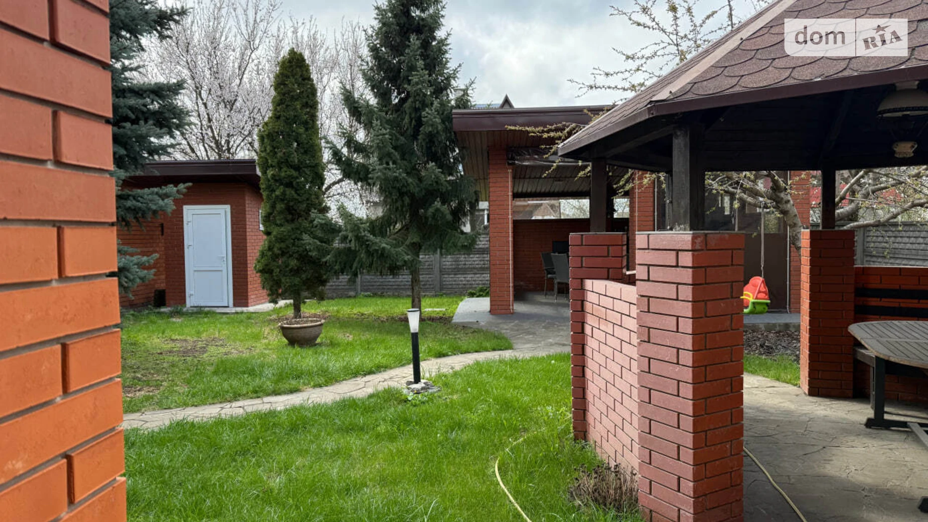 Продается дом на 2 этажа 213.5 кв. м с подвалом, цена: 235000 $ - фото 3