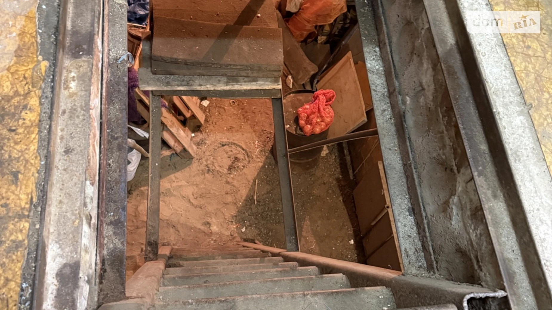 Продается место в гаражном кооперативе под легковое авто на 58 кв. м, цена: 8000 $ - фото 3