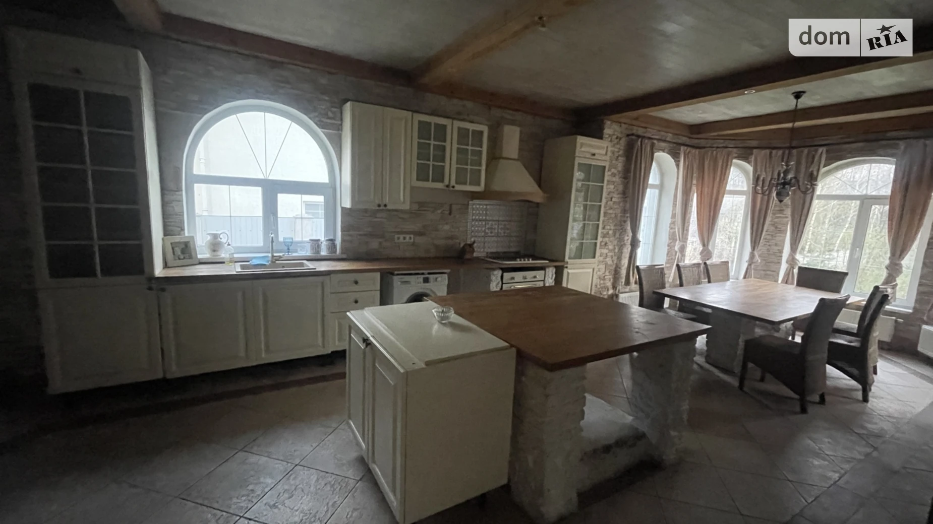 Сдается в аренду дом на 3 этажа 500 кв. м с верандой, цена: 35000 грн - фото 3