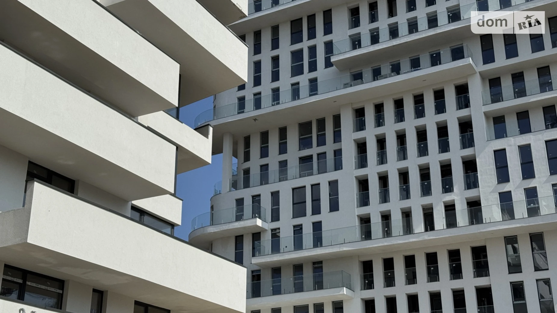 Продается 2-комнатная квартира 75.3 кв. м в Львове, ул. Раковского, 24 - фото 2