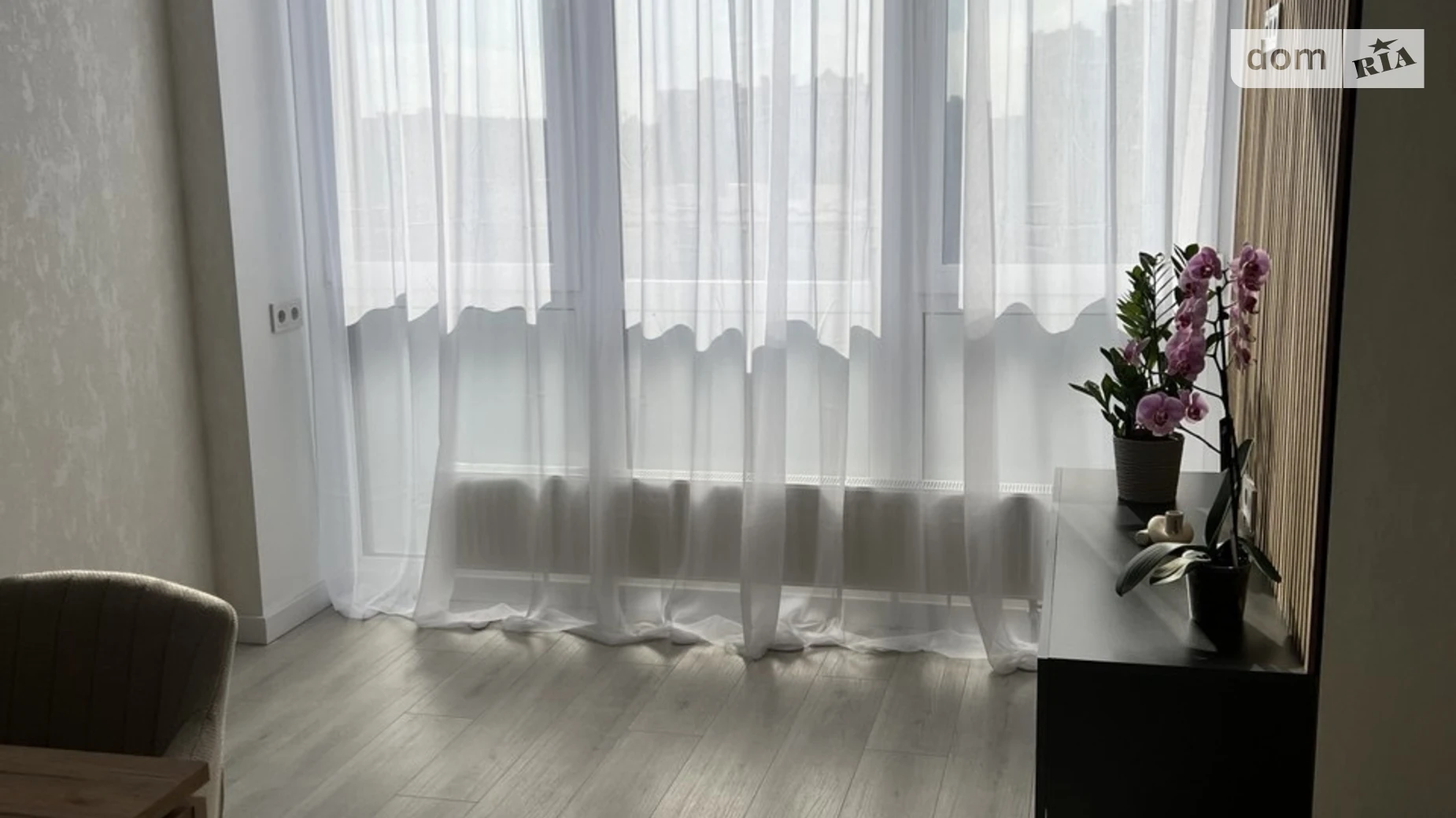 Продается 2-комнатная квартира 67.7 кв. м в Ирпене, ул. Соборная(ІІІ Интернационала), 122 - фото 2