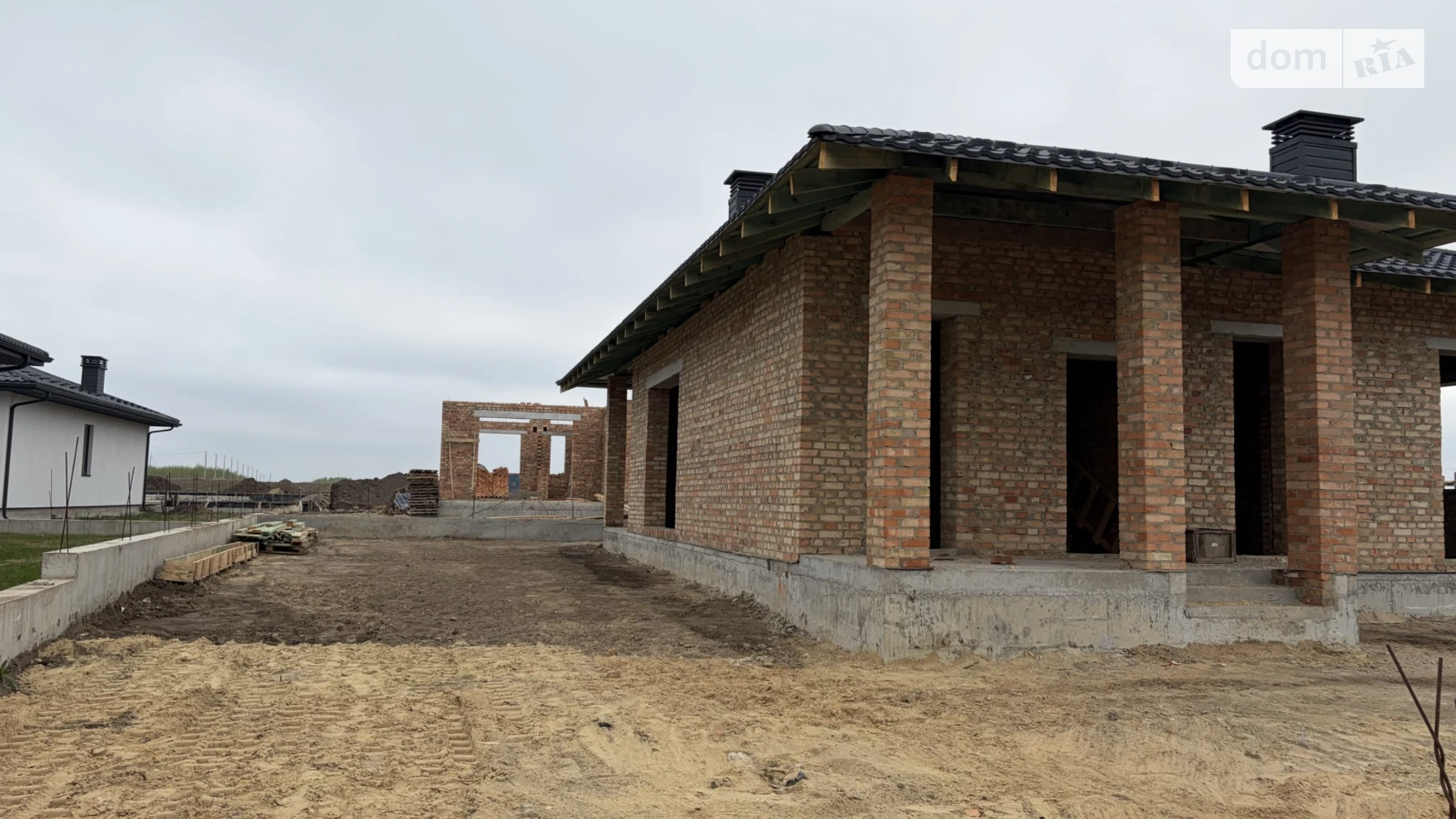 Продается одноэтажный дом 140 кв. м с мансардой, цена: 88000 $ - фото 3