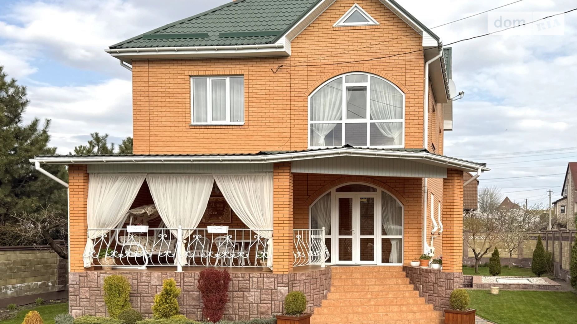 Продается дом на 3 этажа 215.2 кв. м с балконом, цена: 350000 $ - фото 5