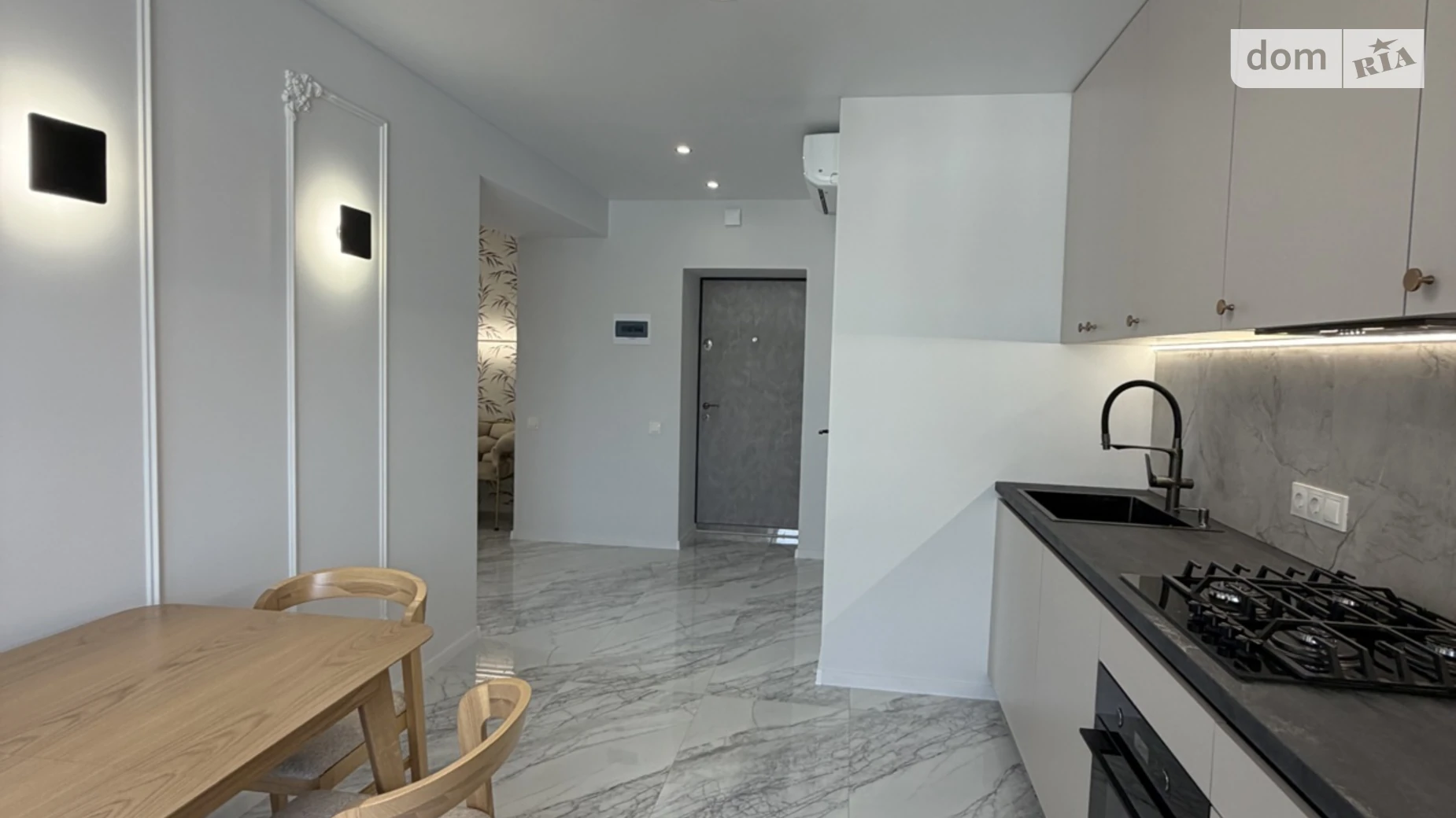 2-комнатная квартира 70 кв. м в Тернополе, цена: 115000 $ - фото 2