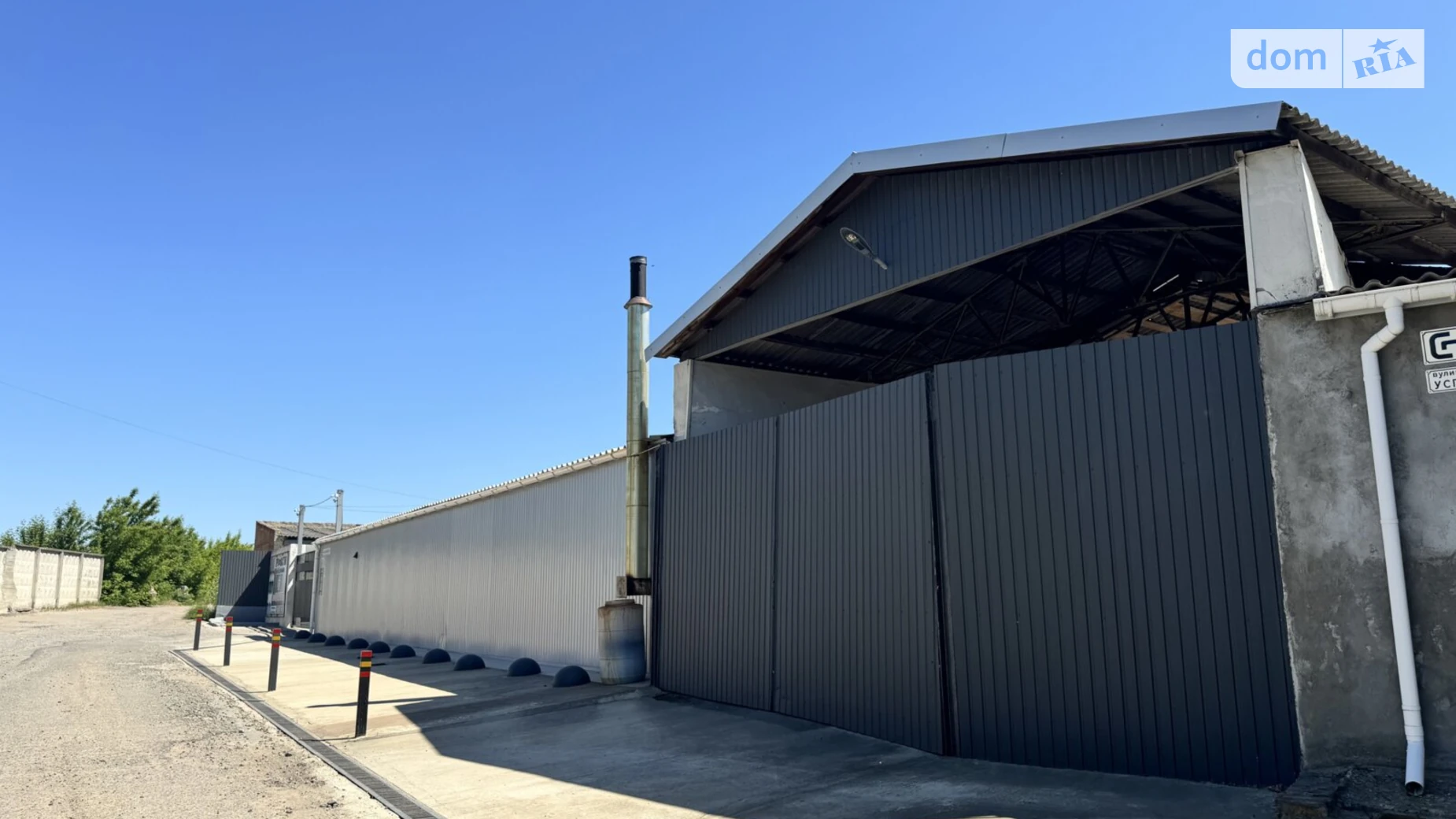 Продается объект сферы услуг 3168.7 кв. м в 2-этажном здании, цена: 265000 $ - фото 2