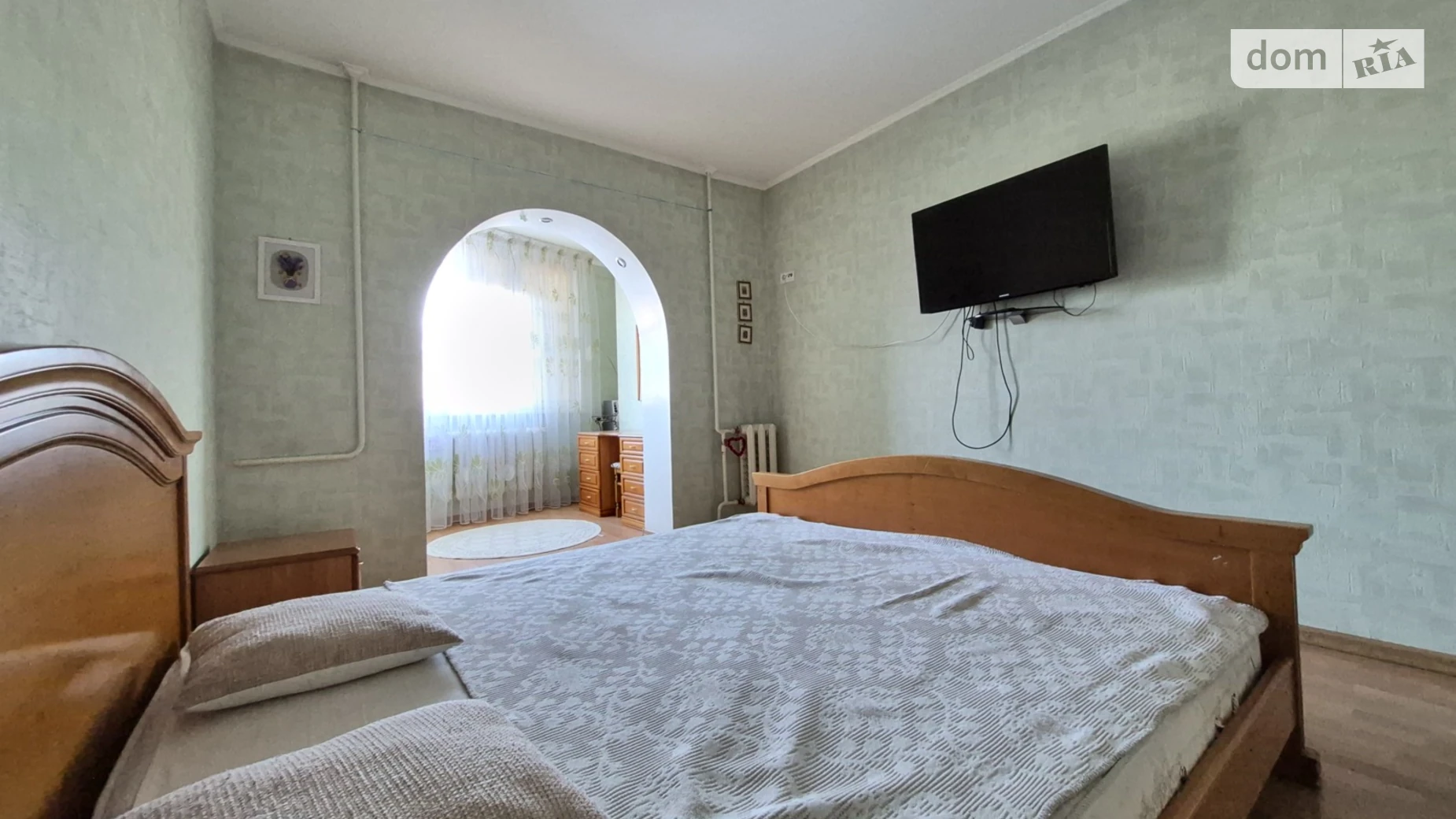 Продается 3-комнатная квартира 63.4 кв. м в Ровно, ул. Грушевского Академика, 38 - фото 2