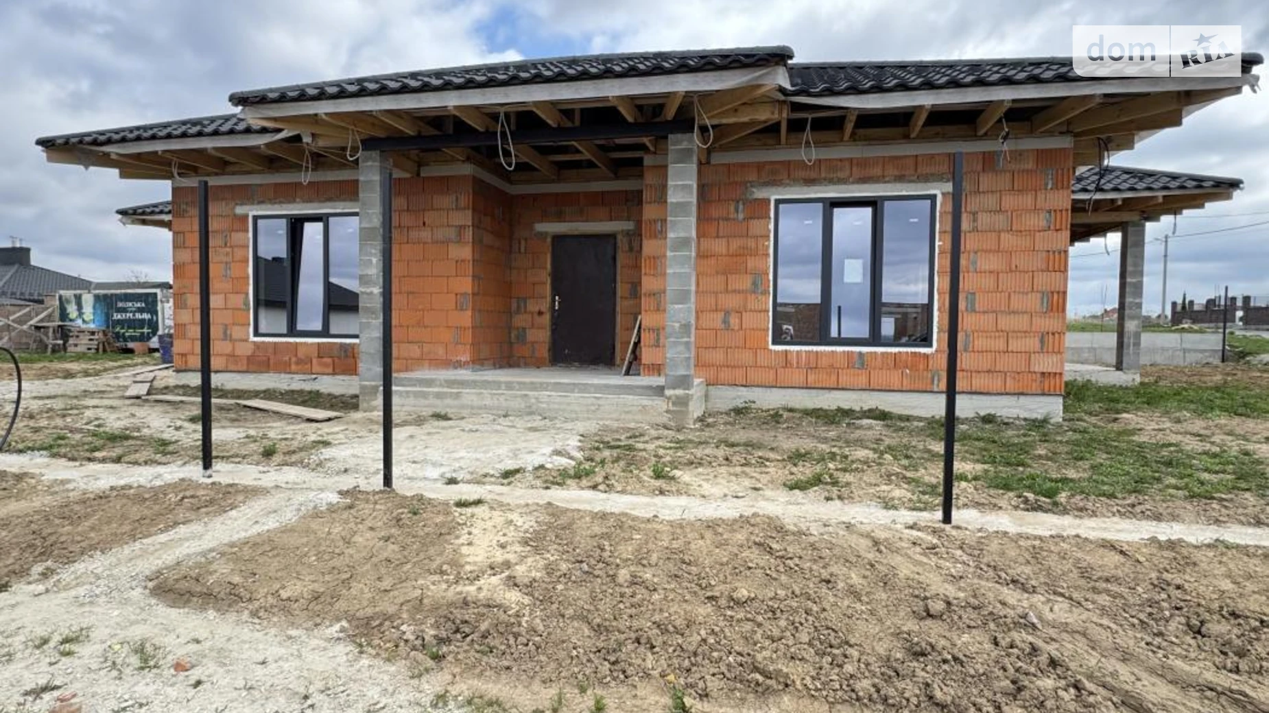 Продается одноэтажный дом 135 кв. м с гаражом, цена: 153000 $ - фото 2