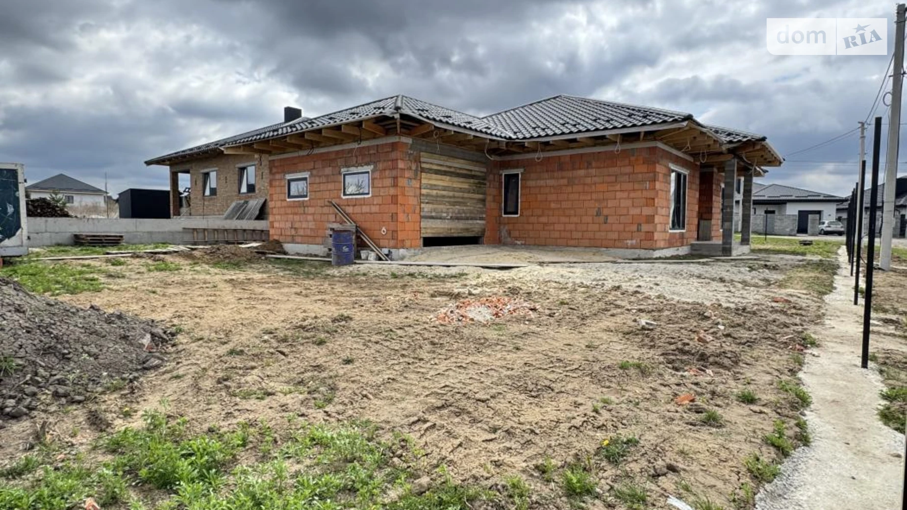 Продается одноэтажный дом 135 кв. м с гаражом, цена: 153000 $ - фото 4