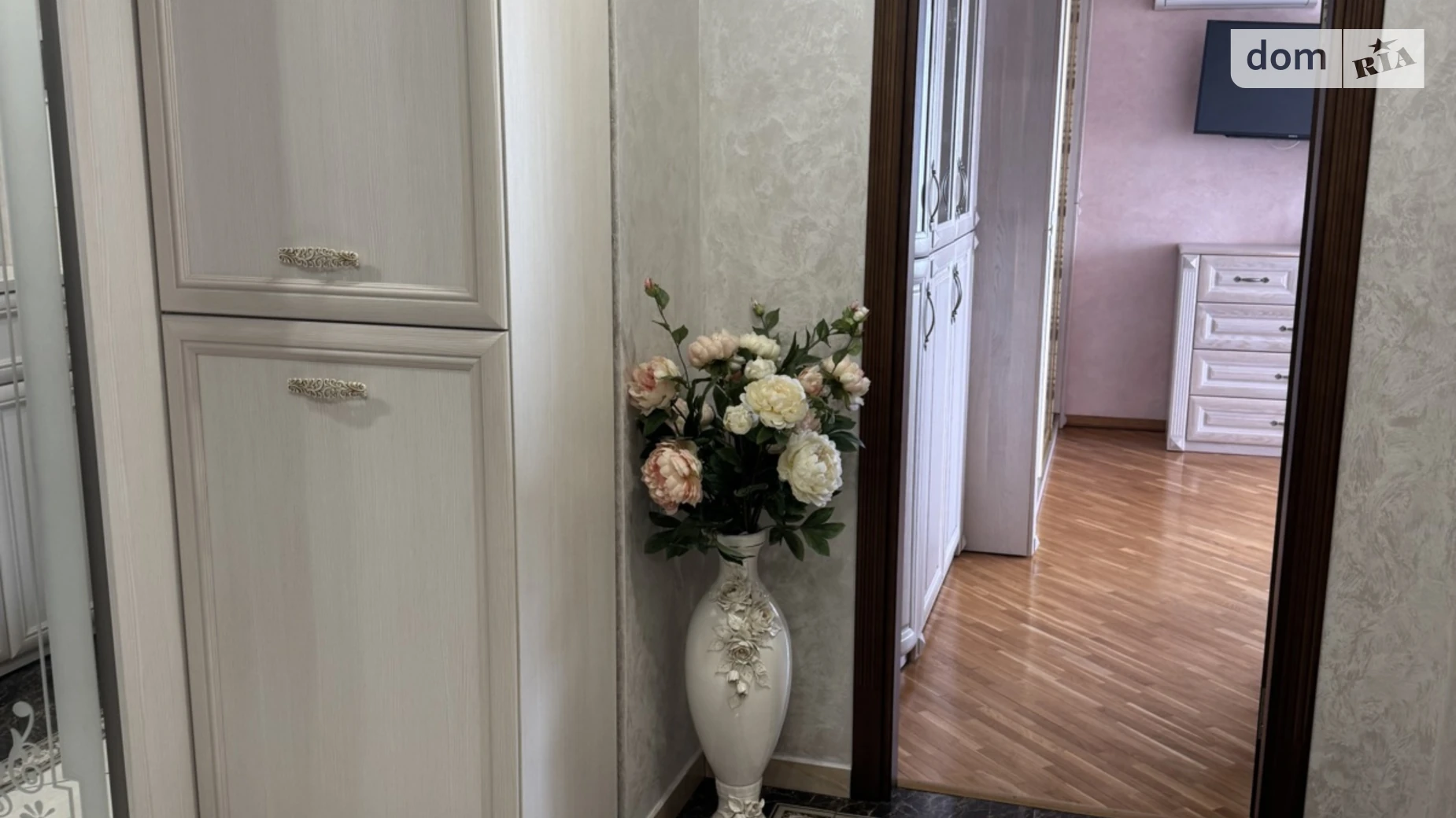 2-комнатная квартира 72.8 кв. м в Луцке, ул. Набережная, 10 - фото 5