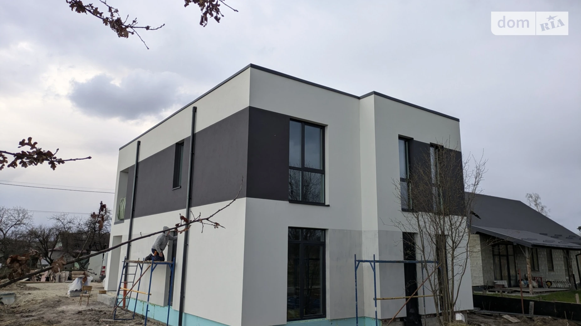 Продается дом на 2 этажа 172.5 кв. м с садом, цена: 1150 $ - фото 2