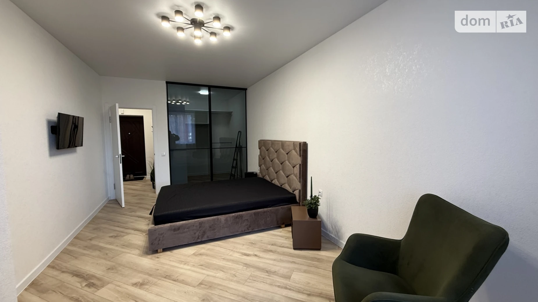 Сдается в аренду 1-комнатная квартира 47 кв. м в Хмельницком, ул. Степана Бандеры, 30А - фото 3