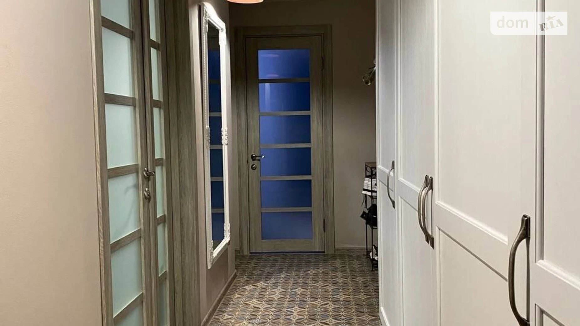 Продається 2-кімнатна квартира 54 кв. м у Херсоні, вул. Стрітенська, 11 - фото 3