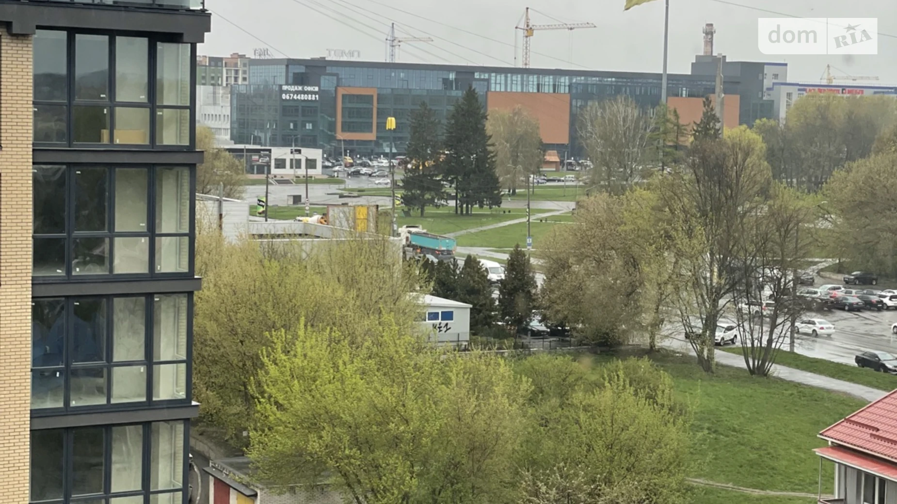 Продається 2-кімнатна квартира 68.3 кв. м у Хмельницькому, просп. Миру, 96 - фото 2