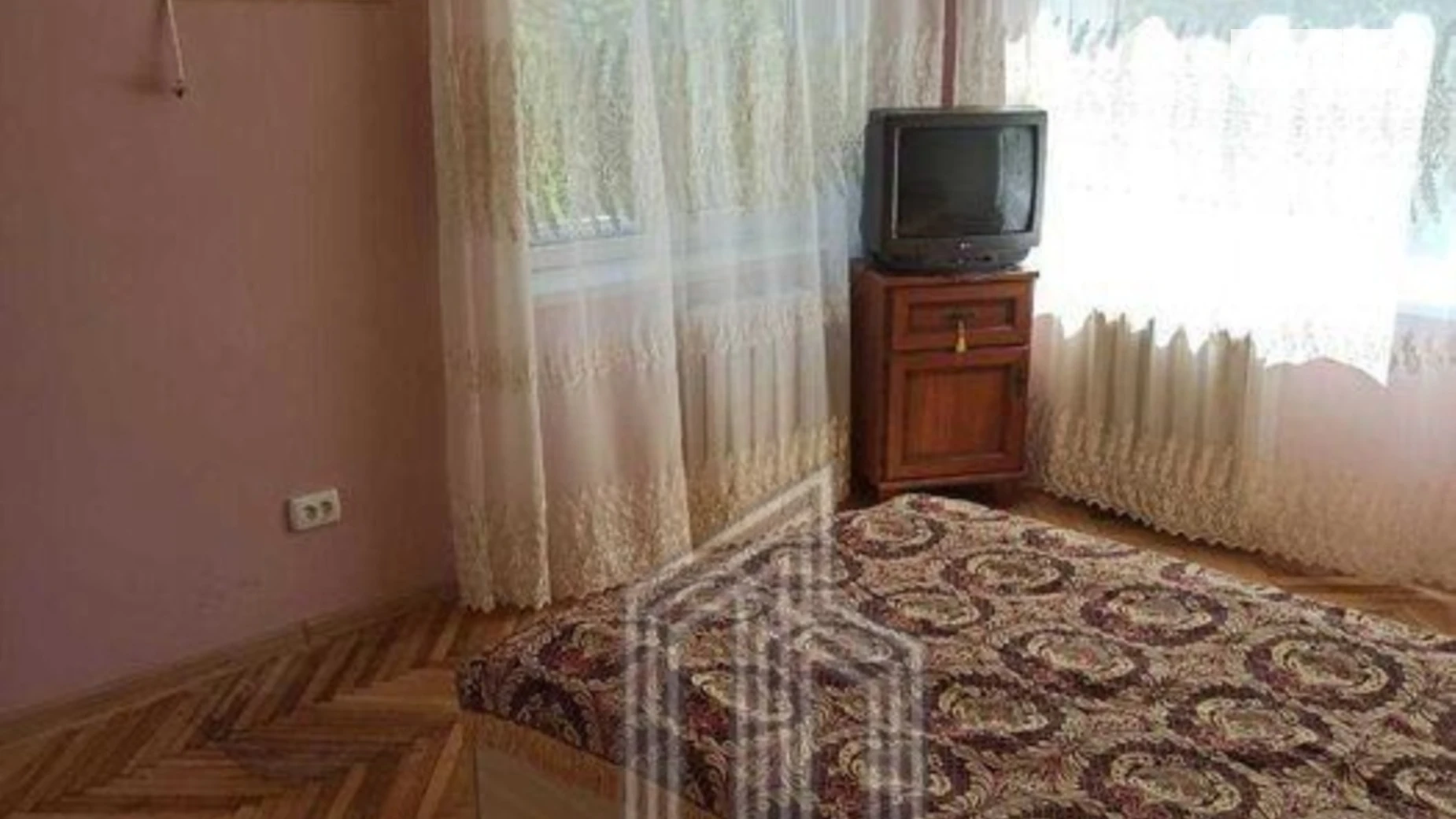 Продается 2-комнатная квартира 44 кв. м в Киеве, просп. Воскресенский(Перова), 40А - фото 2