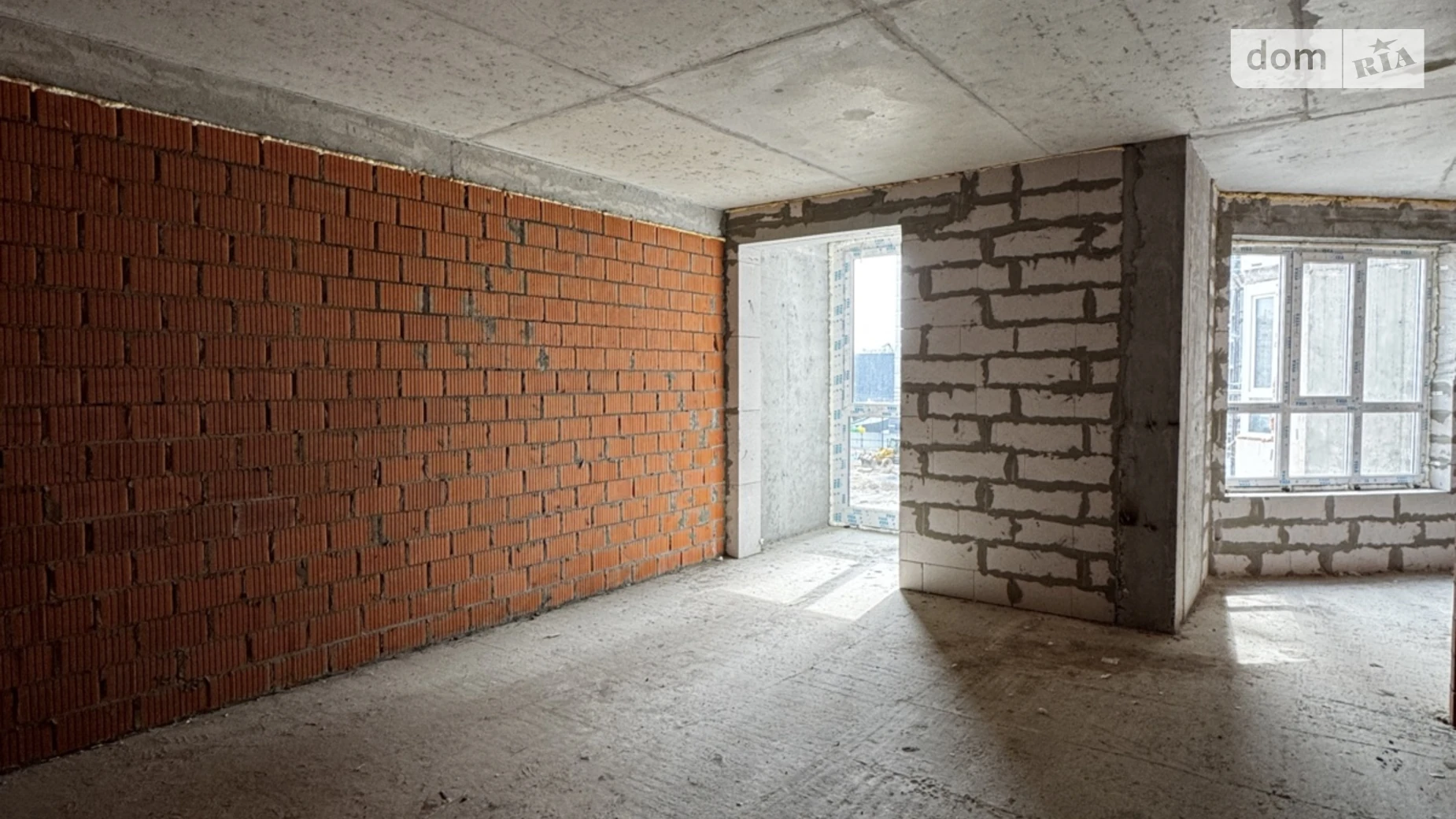 Продается 1-комнатная квартира 39.7 кв. м в Буче, бул. Леонида Бирюкова, 4 - фото 2