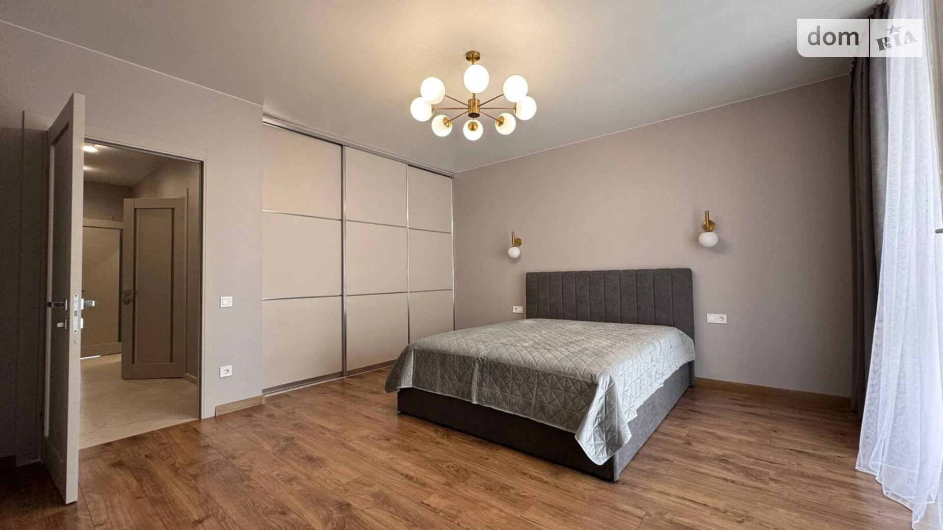 Продается 3-комнатная квартира 96.7 кв. м в Львове, ул. Воздушная, 78 - фото 2