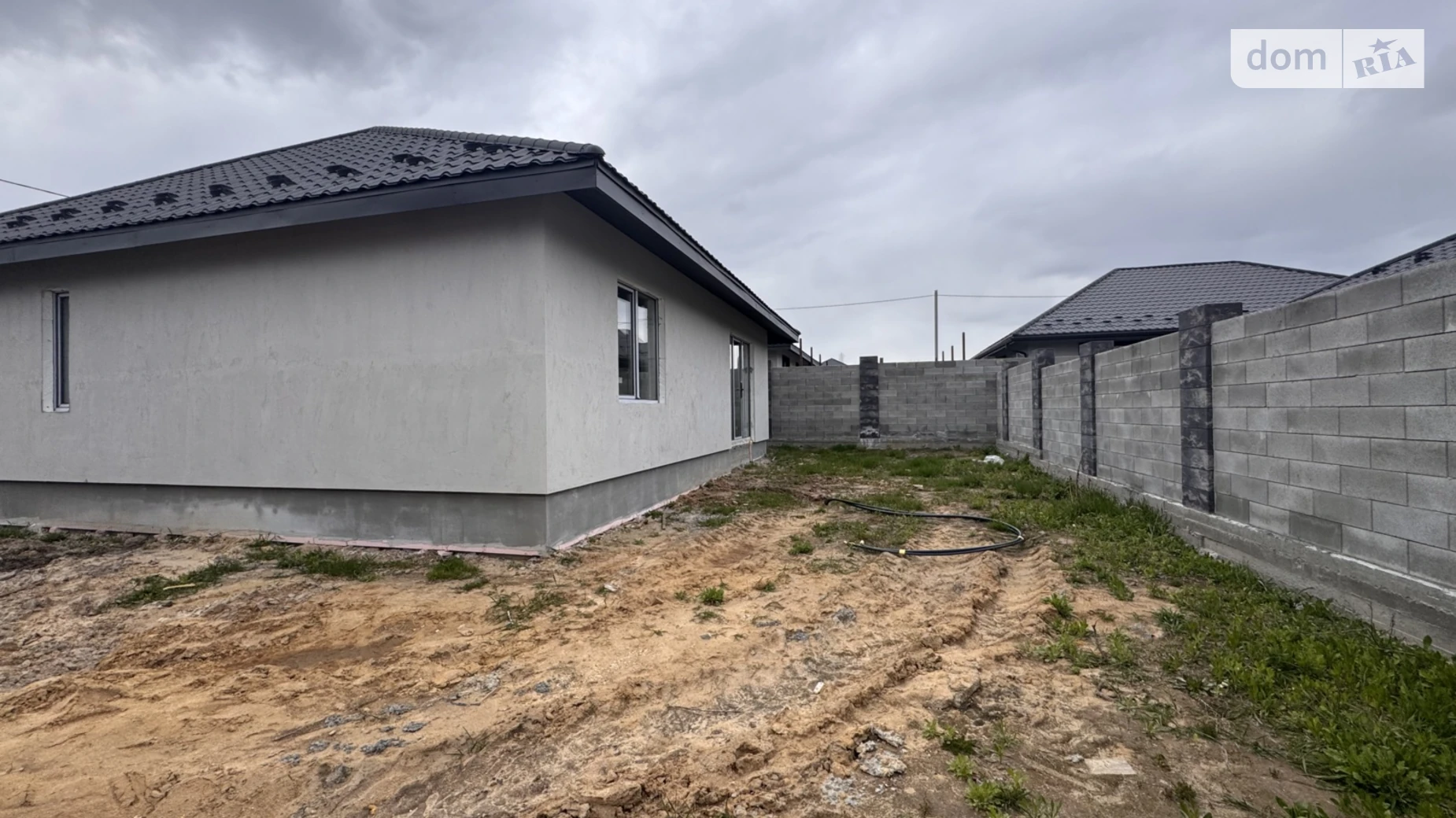 Продается одноэтажный дом 98 кв. м с участком, цена: 95000 $ - фото 2