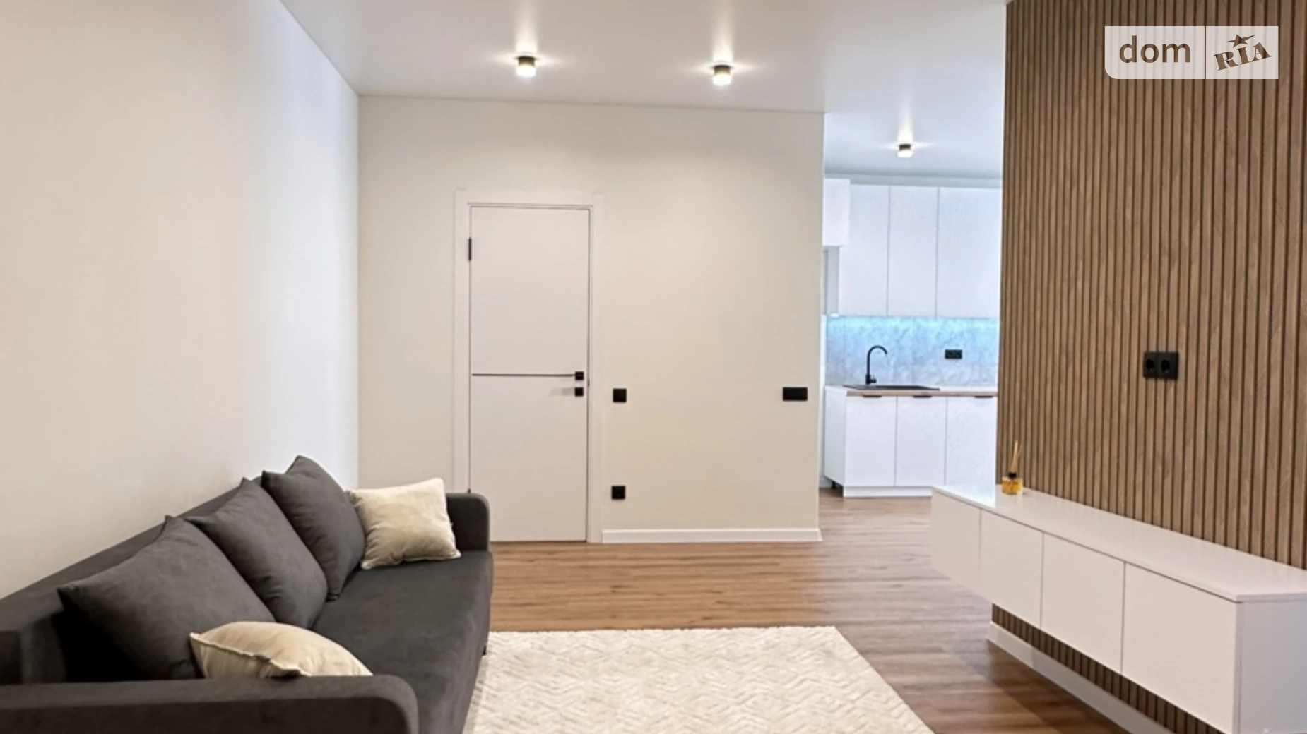 Продается 2-комнатная квартира 72 кв. м в Хмельницком, ул. Нижняя Береговая, 2/2 - фото 2