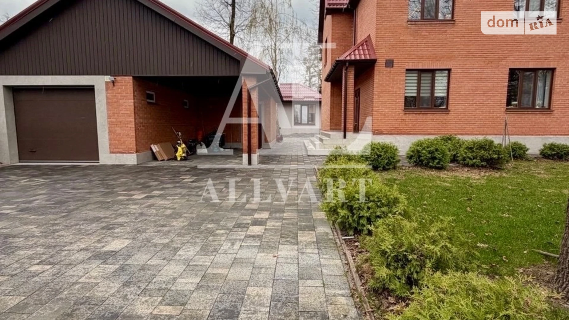 Продается дом на 2 этажа 178.5 кв. м с камином, цена: 500000 $ - фото 5